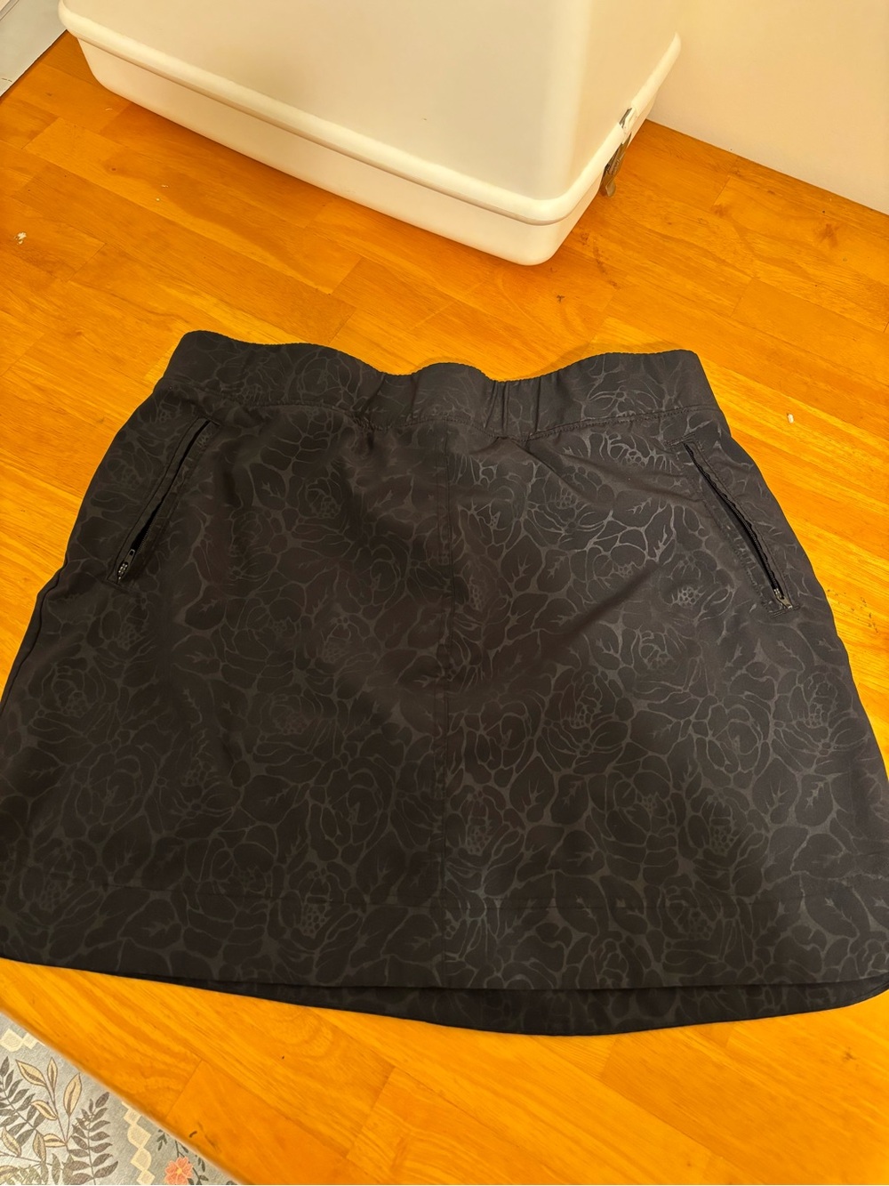 Orvis Black Floral Active Mini Skirt